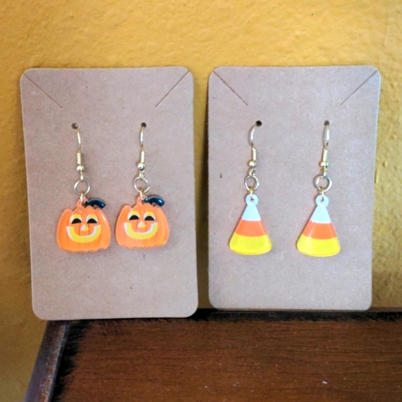Halloween Earrings! - Picture 1 of 4